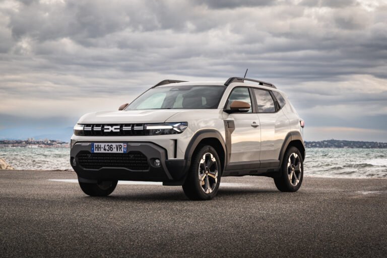 Dacia Duster 2026 SUV compatto foto ufficiale
