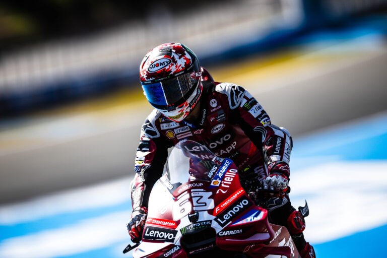 Bagnaia Ducati Lenovo Desmosedici GP26 test Jerez 2026