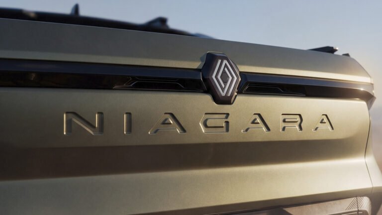 Renault Niagara 2026 teaser ufficiale pickup nome svelato