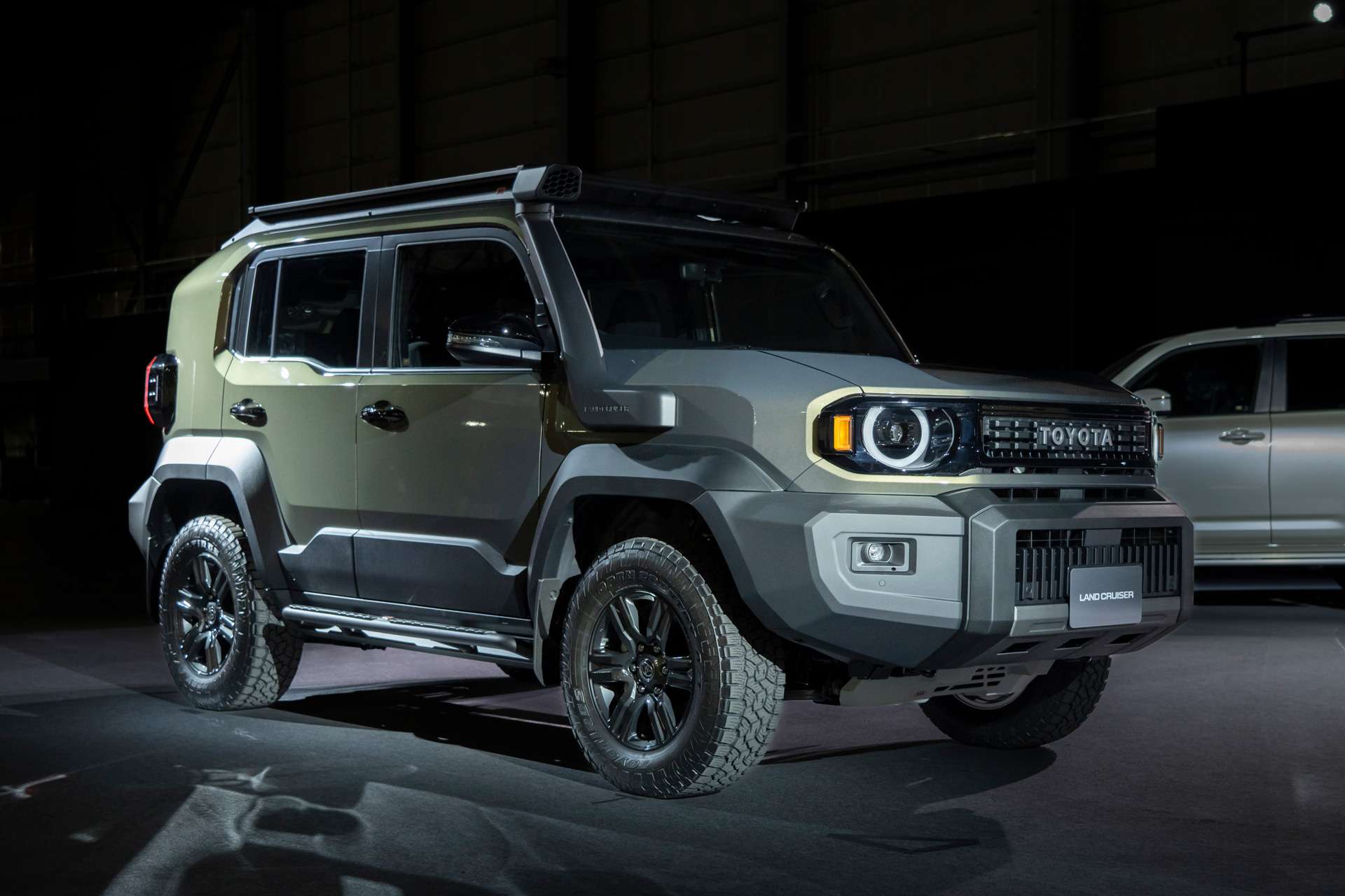 Toyota Land Cruiser FJ 2026 vista laterale