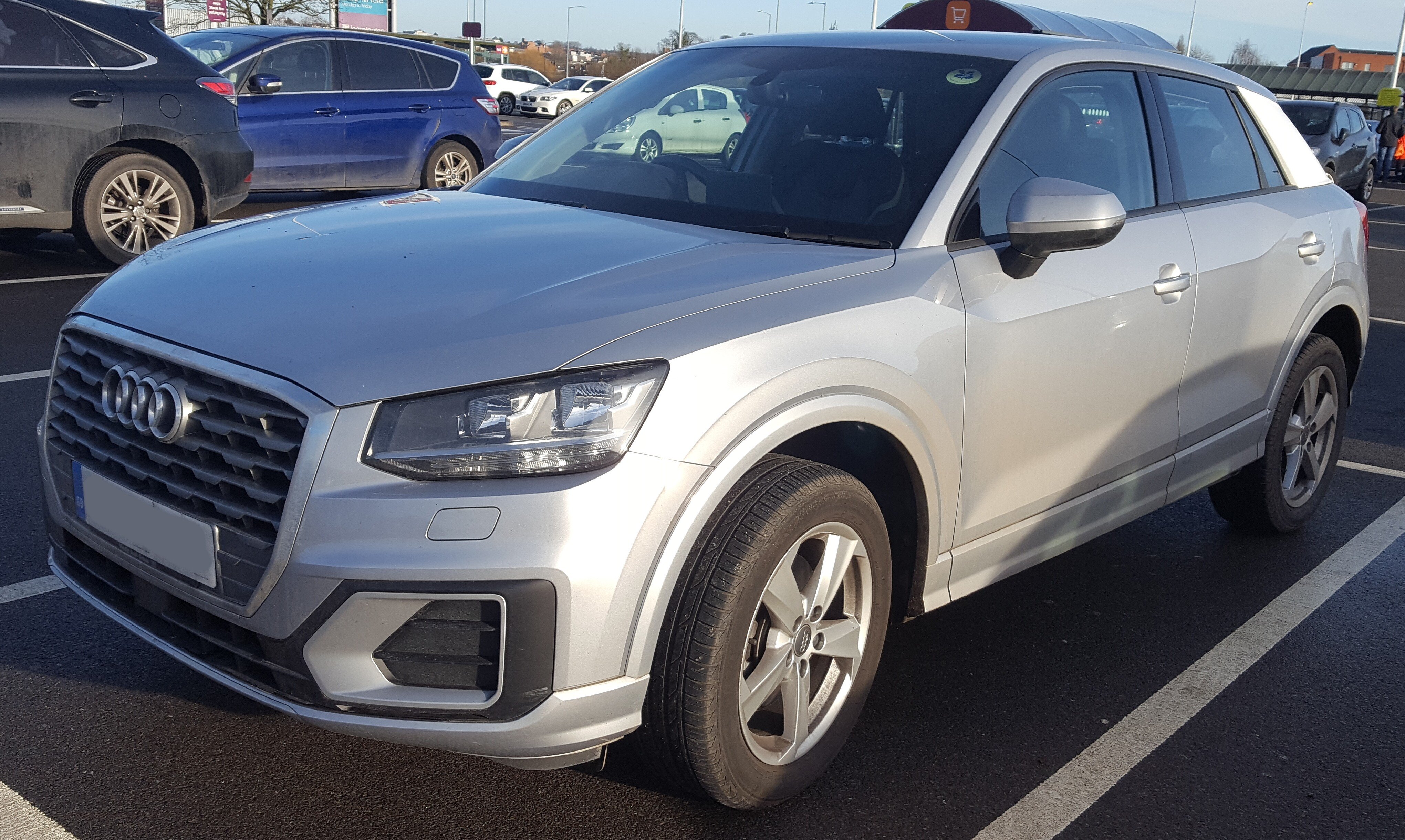 Audi Q2 Sport TFSi 2017 SUV compatto