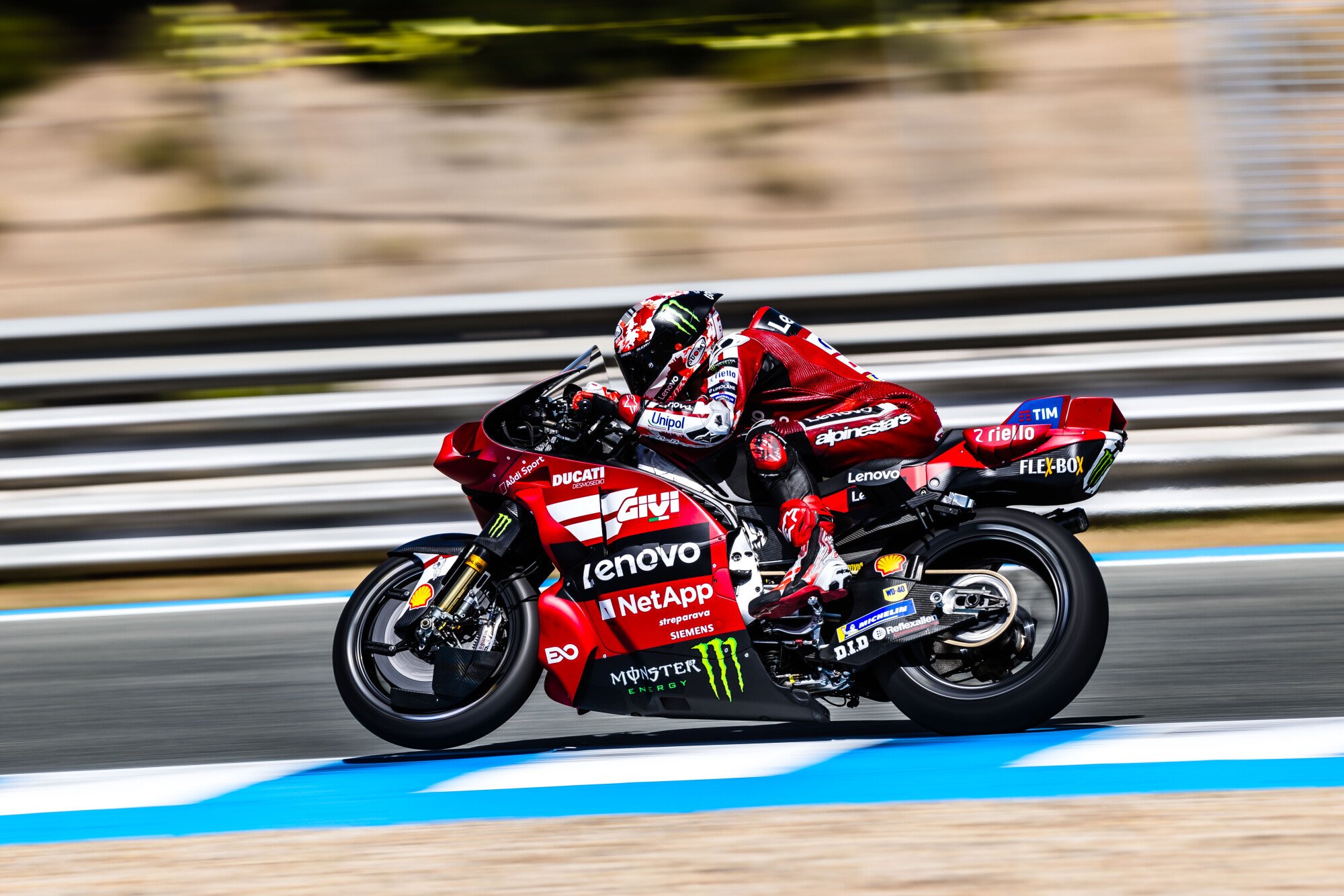 Pecco Bagnaia in pista Jerez test ufficiale 2026