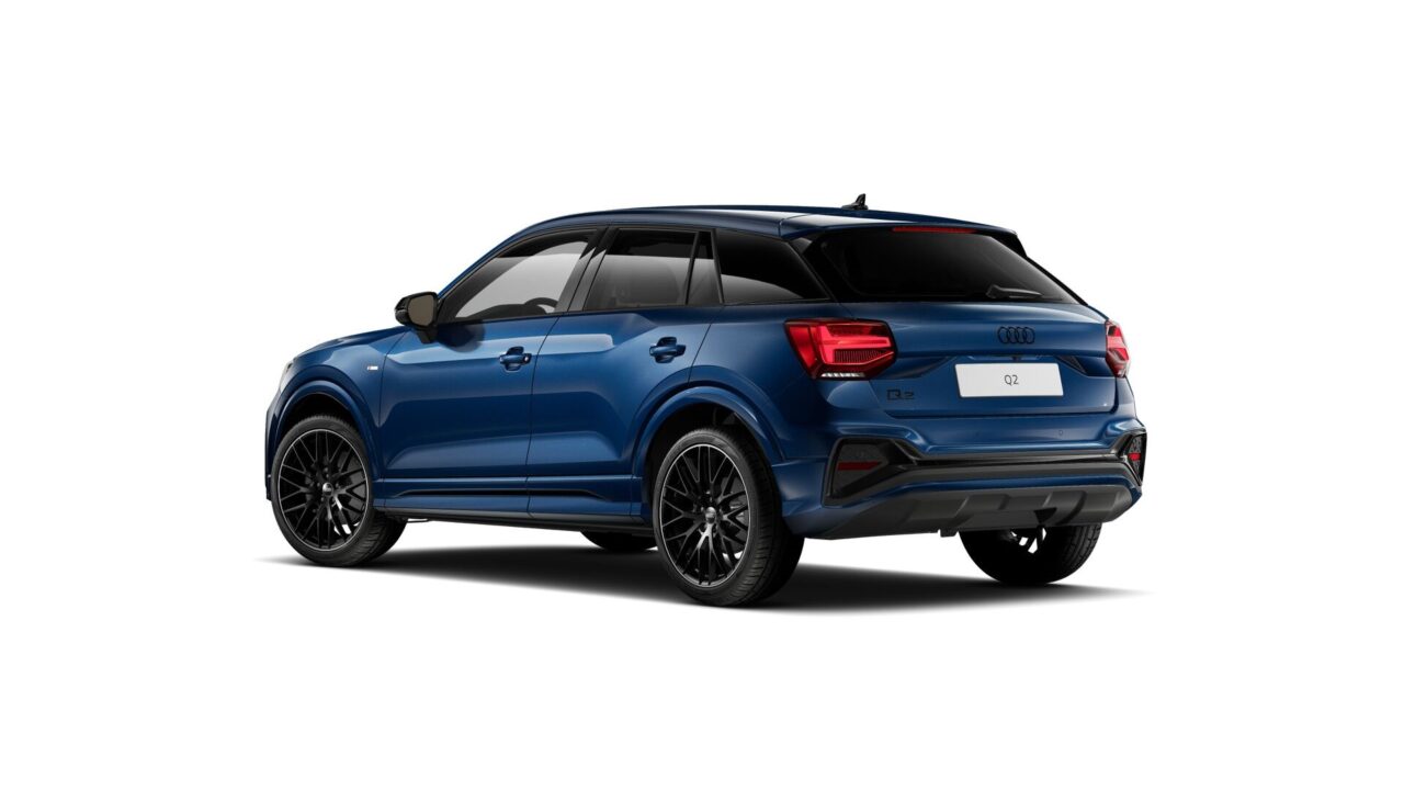 Audi Q2 Identity Black interni cockpit
