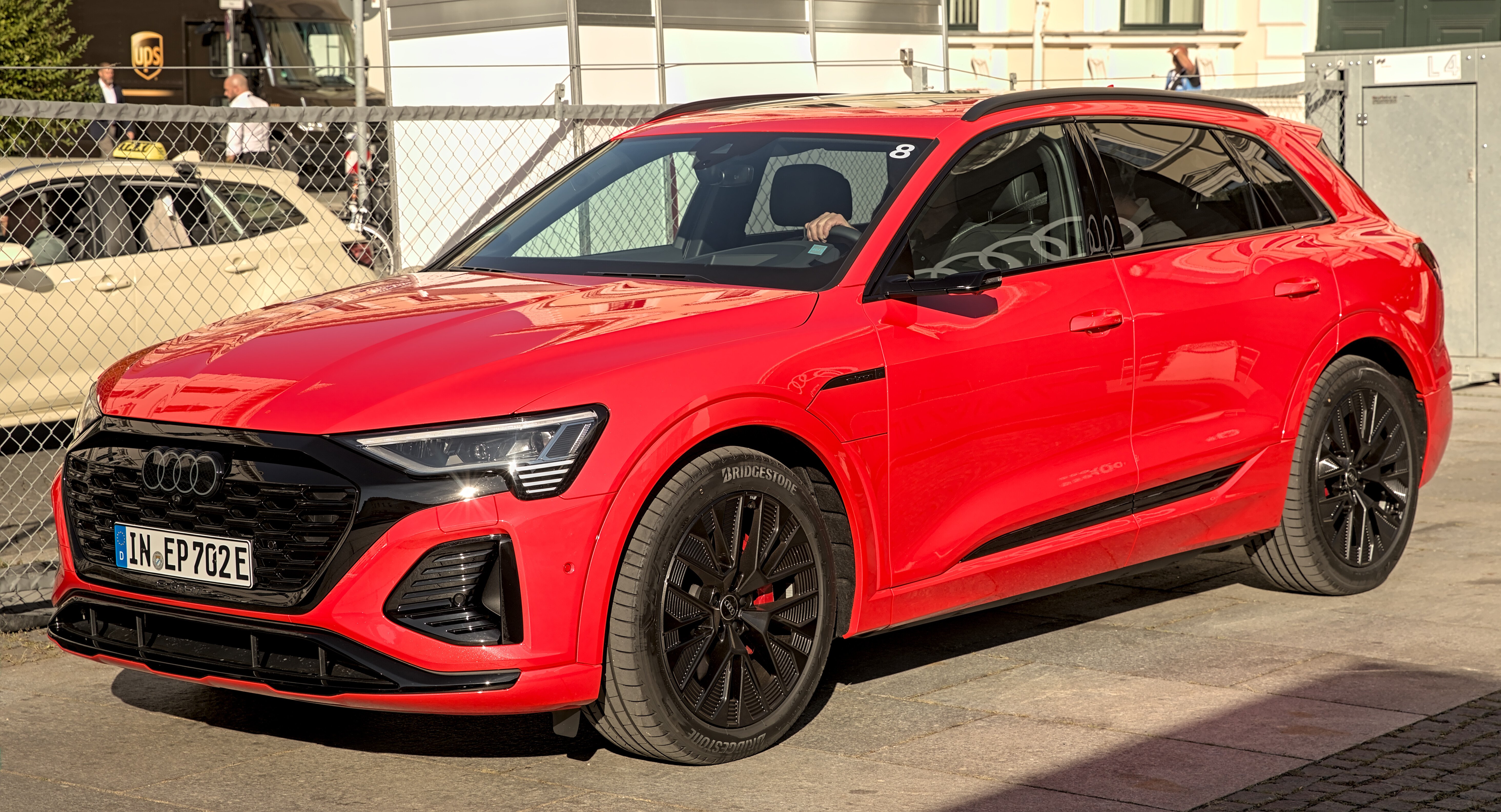 Audi Q8 e-tron SUV grande elettrico