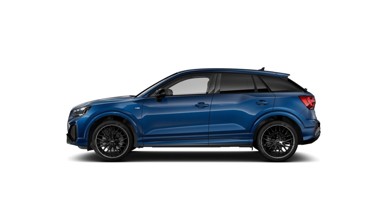 Nuova Audi Q2 Identity Black blu Ascari frontale
