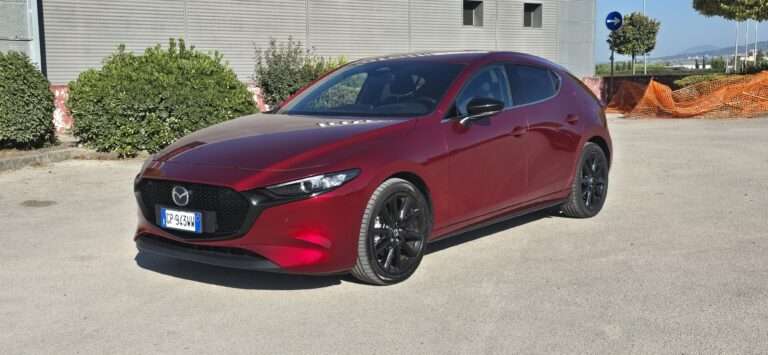 Mazda 3, la prova su strada