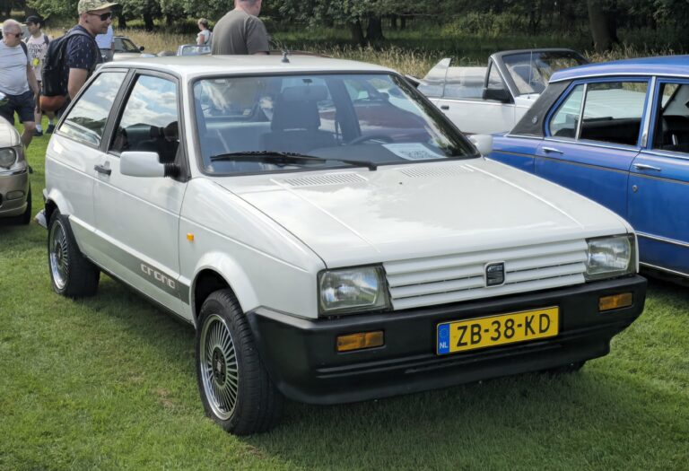 Seat Ibiza utility B segmento B vista esterna outdoor