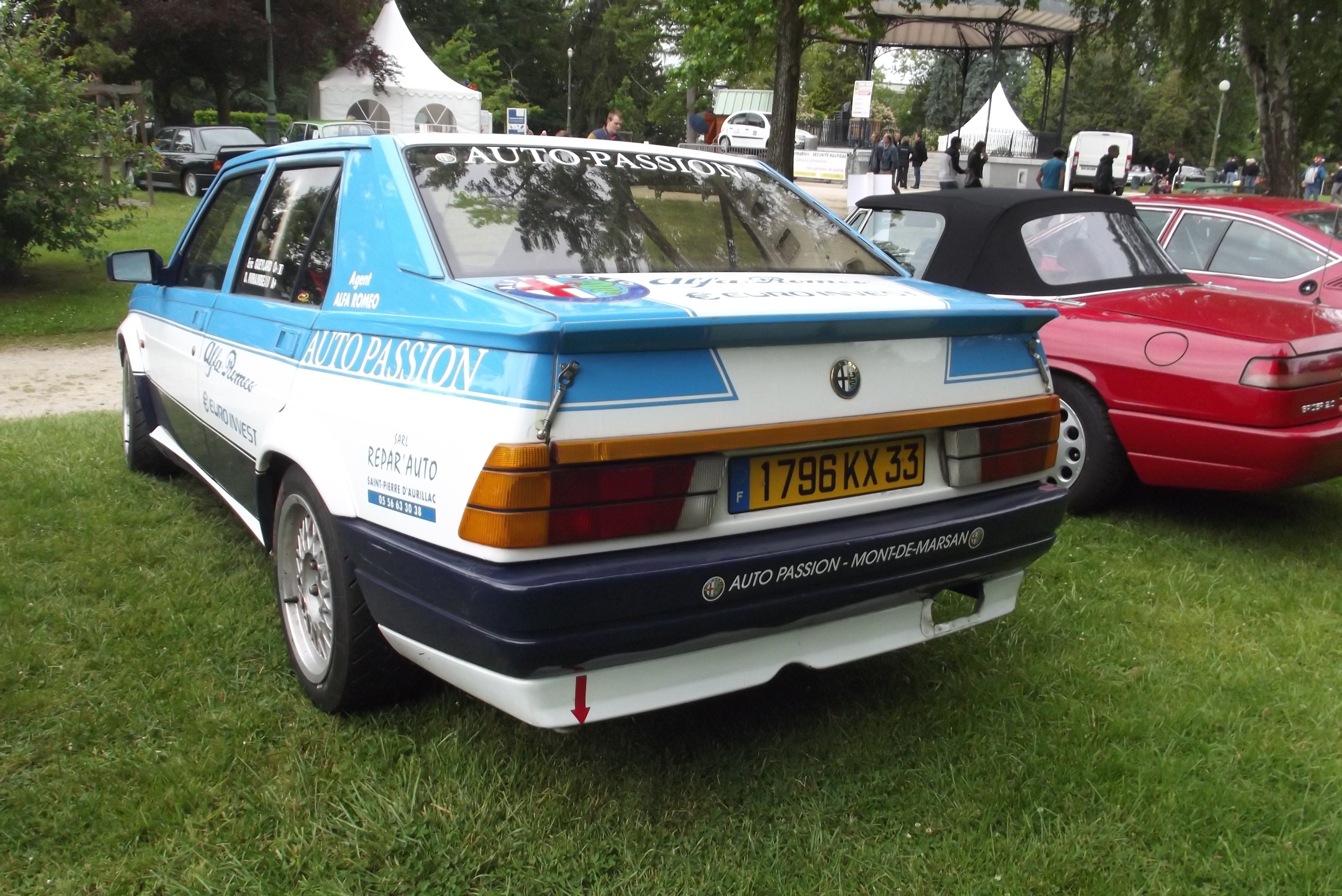 Alfa Romeo 75 Milano berlina anni 80
