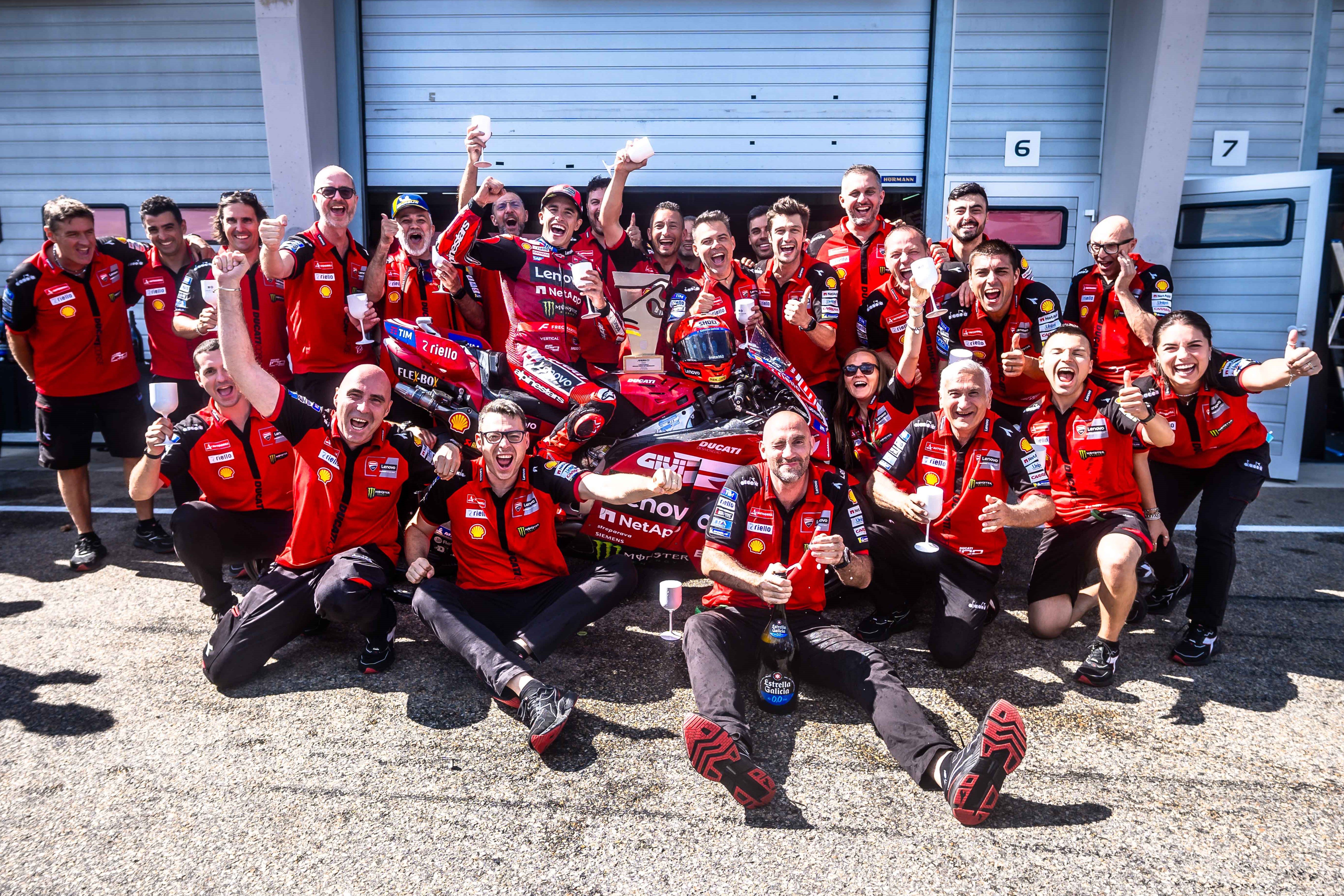Ducati Lenovo Team festa vittoria Sachsenring 2026