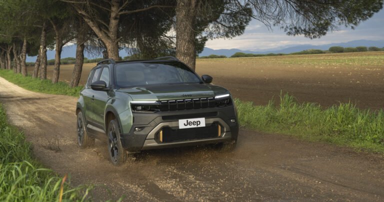 Nuova Jeep Avenger 4xe 2026 Special Edition 85th Anniversary Jeep