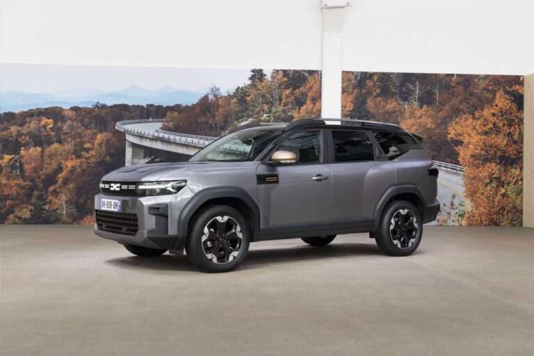Nuova Dacia Bigster: prezzi ed allestimenti per l'Italia