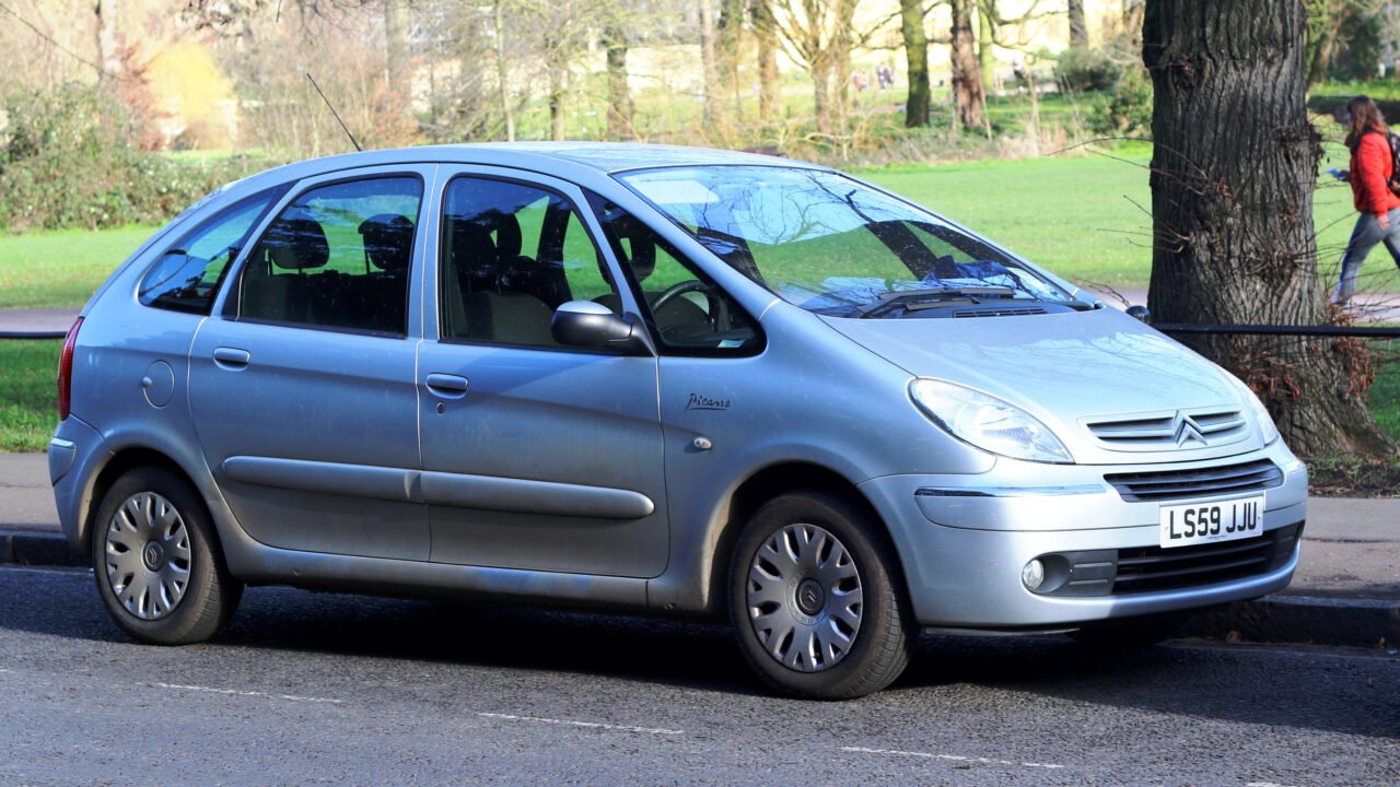 Citroën Xsara Picasso monovolume compatto vista frontale